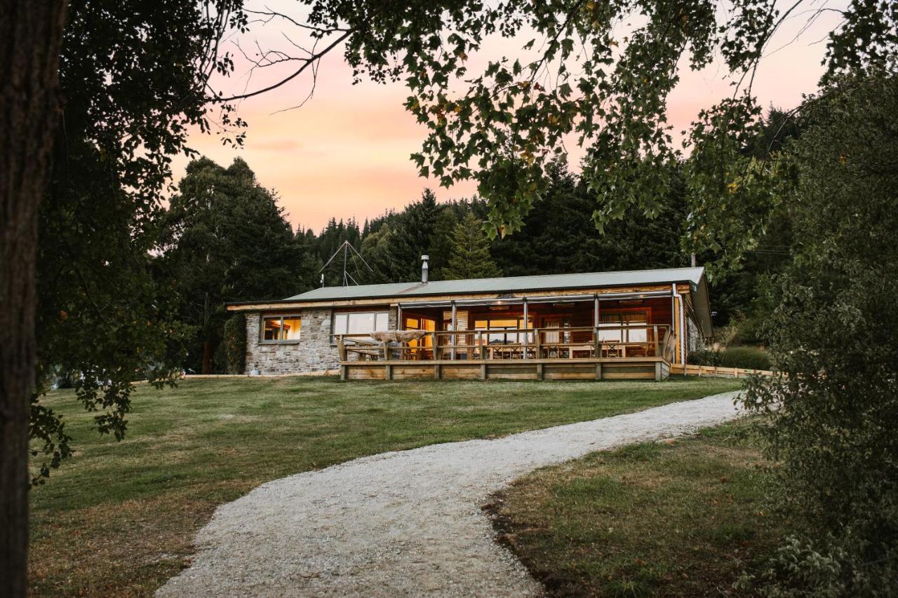 Hotel Cross Hill Glamping à Lake Hawea Extérieur photo