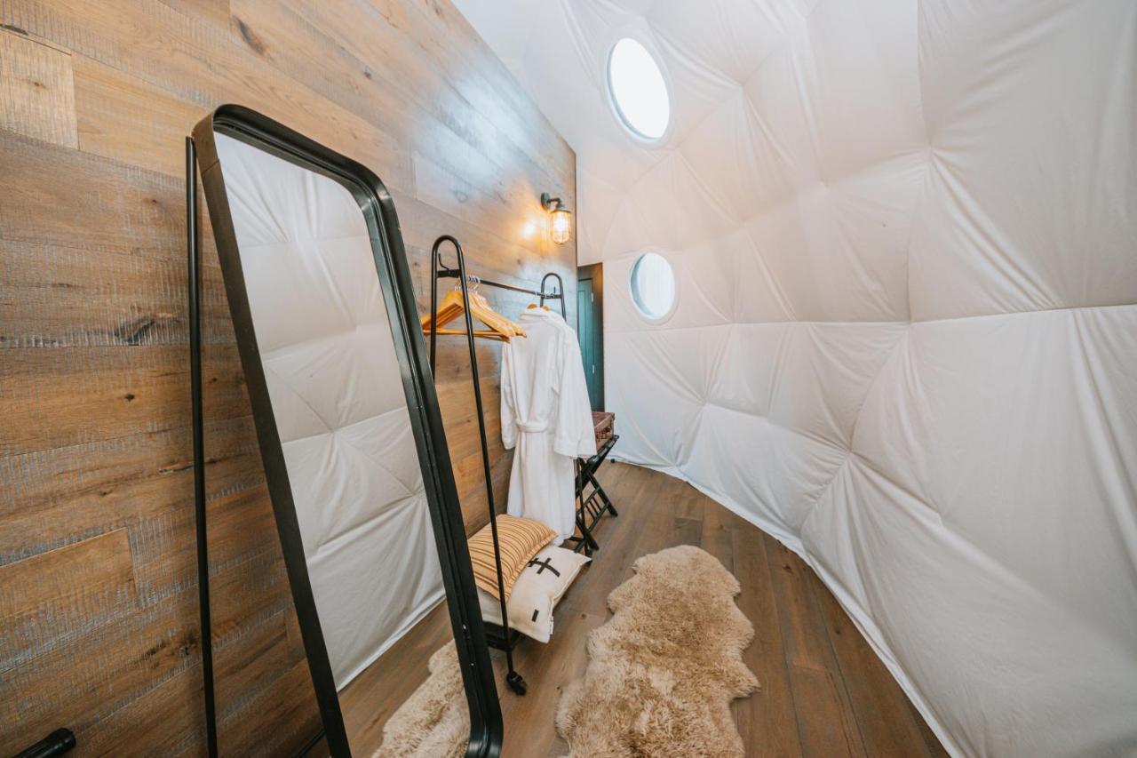 Hotel Cross Hill Glamping à Lake Hawea Extérieur photo