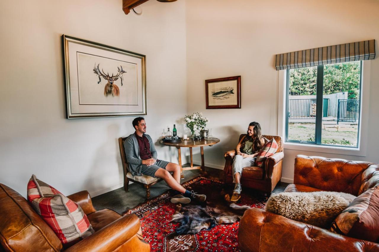 Hotel Cross Hill Glamping à Lake Hawea Extérieur photo